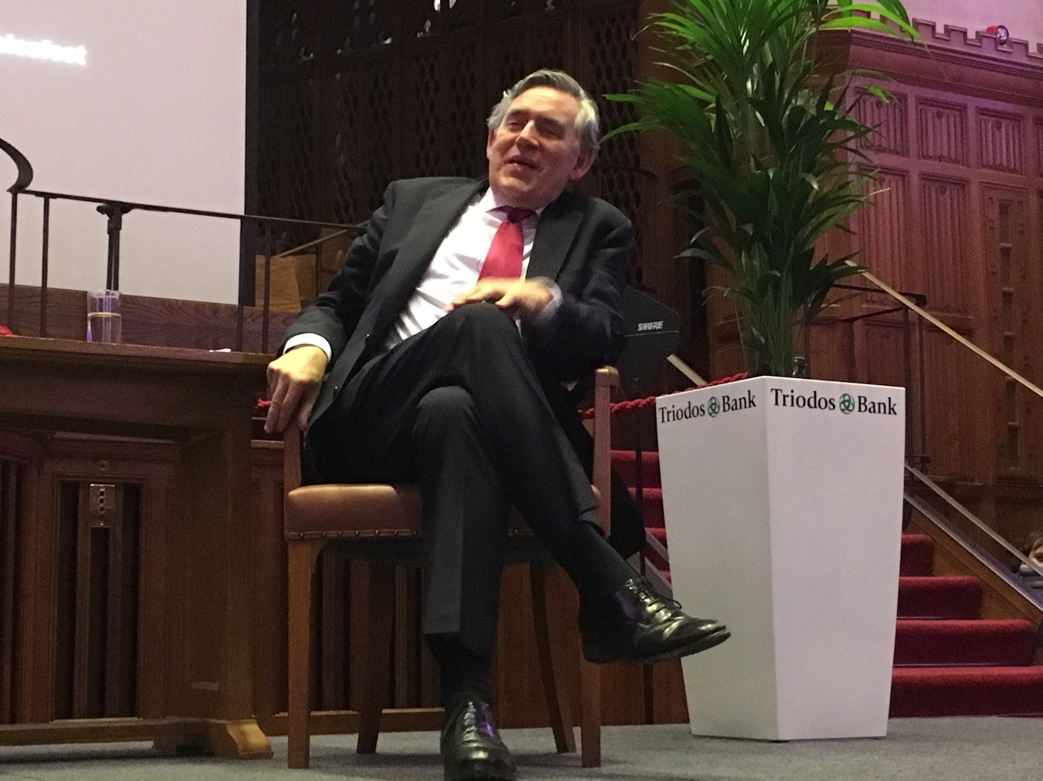 Gordon Brown spoke on his feet for 45 mins then took some pre-submitted questions. #economicsfest https://t.co/BVQ9wuo8bh